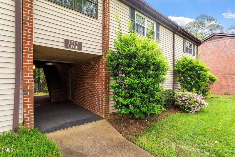 1217 H Manassas Ct #H, Raleigh, NC 27609