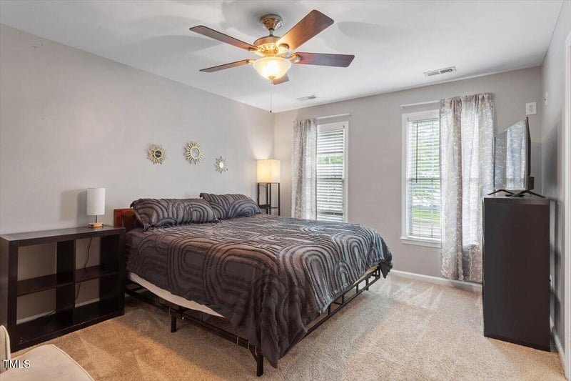 1217 Heritage Greens Dr, Wake Forest, NC 27587