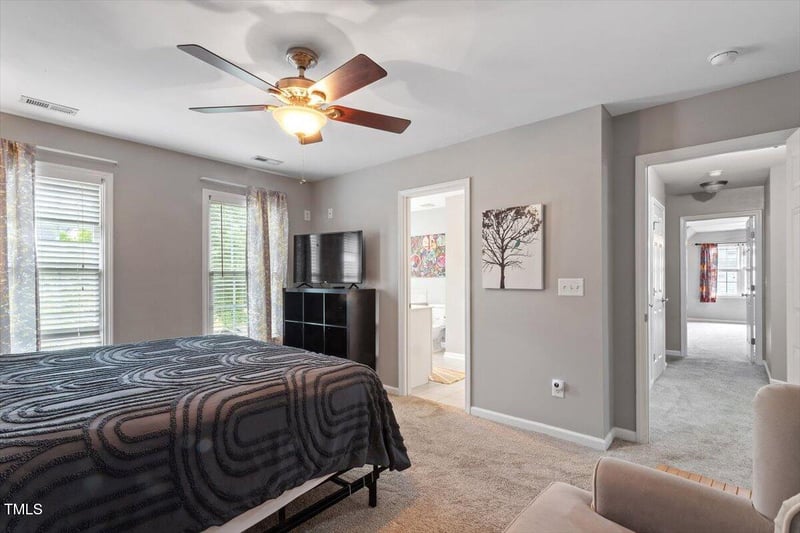 1217 Heritage Greens Dr, Wake Forest, NC 27587