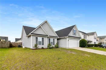1217 Herring Gull Dr, Fayetteville, NC 28306