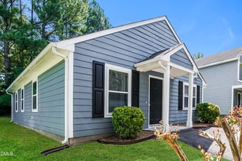 1217 Kendall Dr, Durham, NC 27703