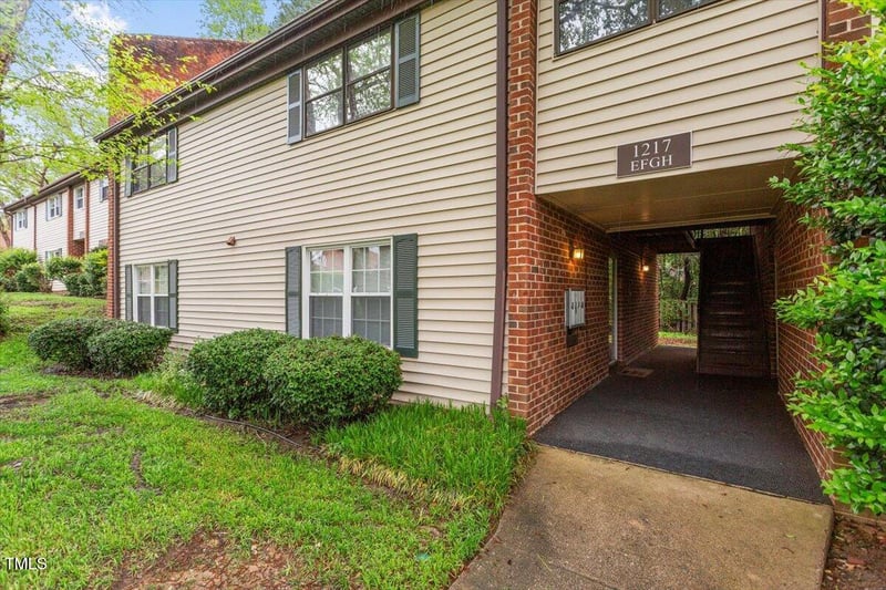 1217 Manassas Ct #H, Raleigh, NC 27615