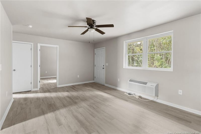 1217 Pineview St #1-8, Fayetteville, NC 28311
