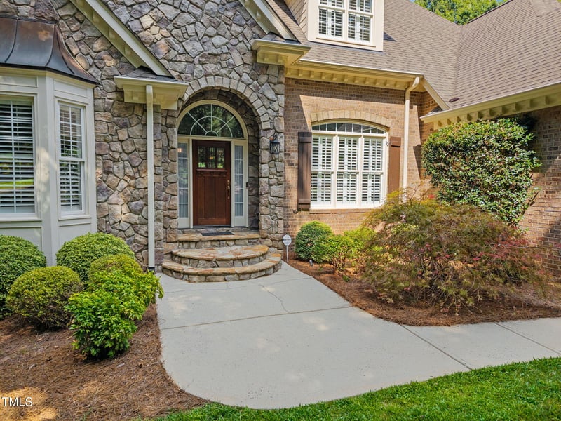 1217 Prairie Pond Cir, Raleigh, NC 27614