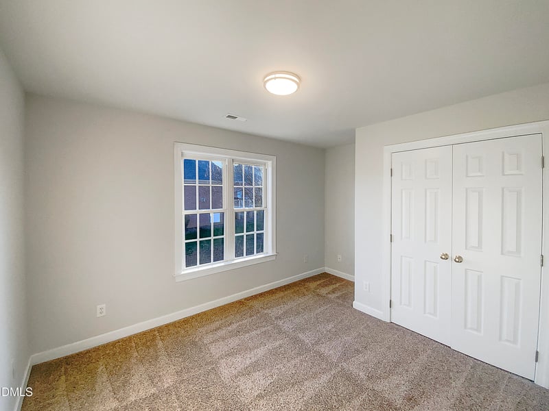 1217 Rolling Farm Dr, Raleigh, NC 27603
