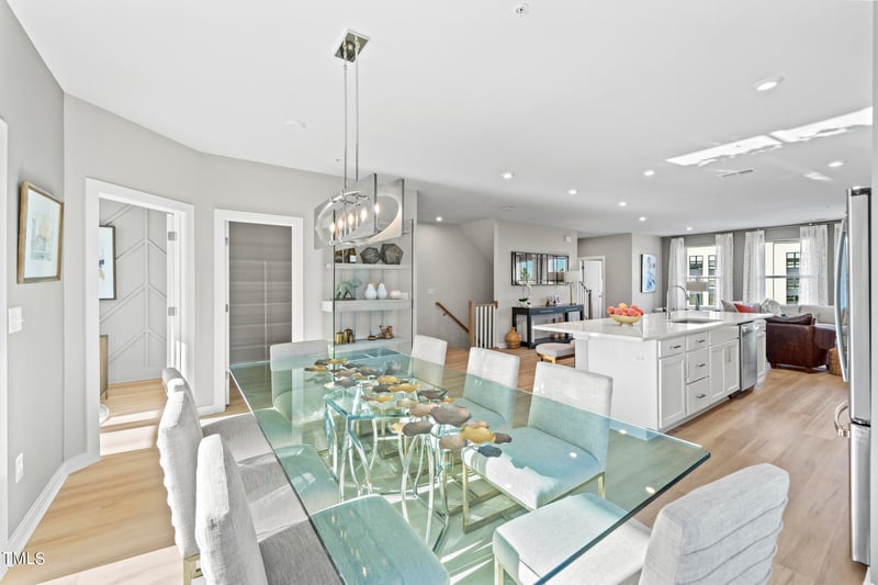 1217 S Blount St #201, Raleigh, NC 27601