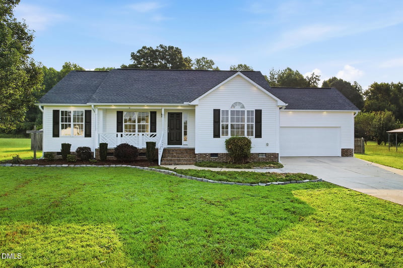 1217 Smith Rd, Smithfield, NC 27577