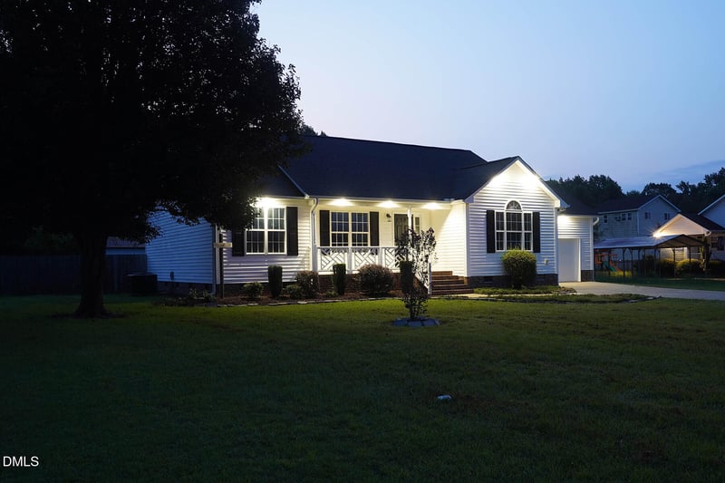 1217 Smith Rd, Smithfield, NC 27577