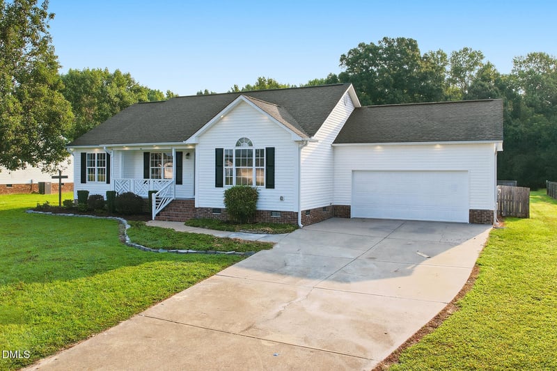 1217 Smith Rd, Smithfield, NC 27577