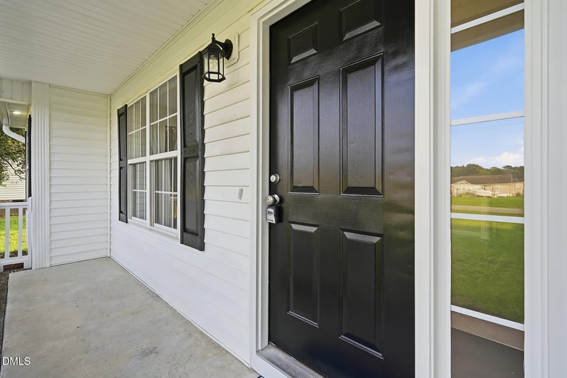 1217 Smith Rd, Smithfield, NC 27577