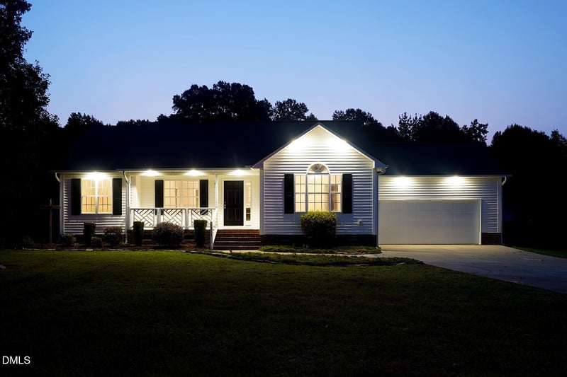 1217 Smith Rd, Smithfield, NC 27577