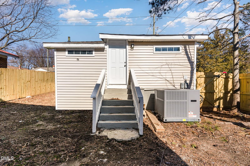 1218 Boyer #a St, Raleigh, NC 27610