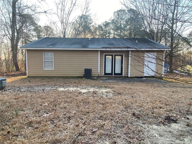1218 First Pointe Dr, Sanford, NC 27330