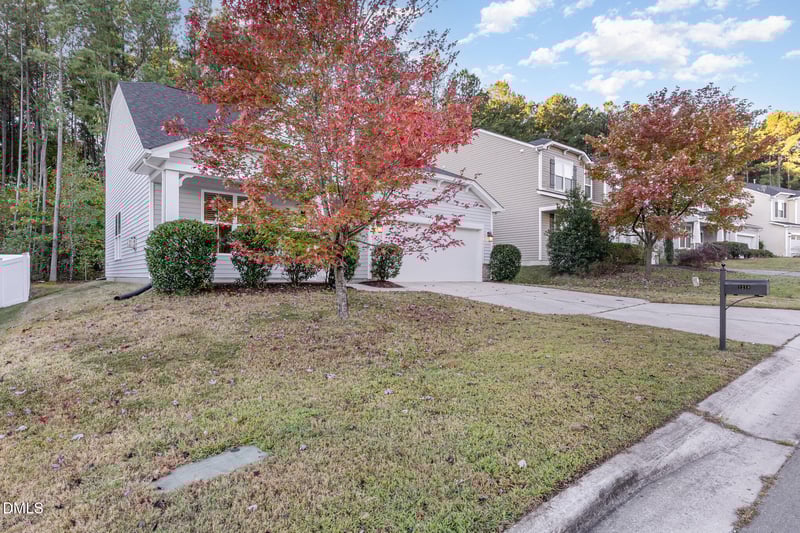 1218 Golden Eagle Dr, Durham, NC 27704