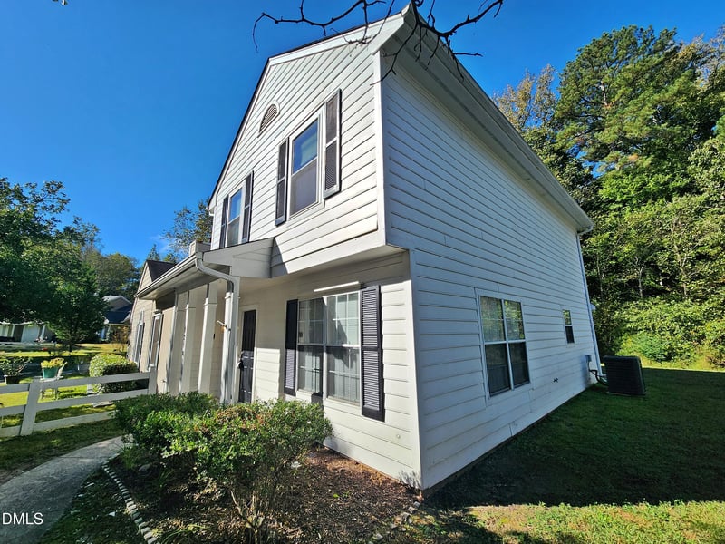 1218 Kendall Dr, Durham, NC 27703