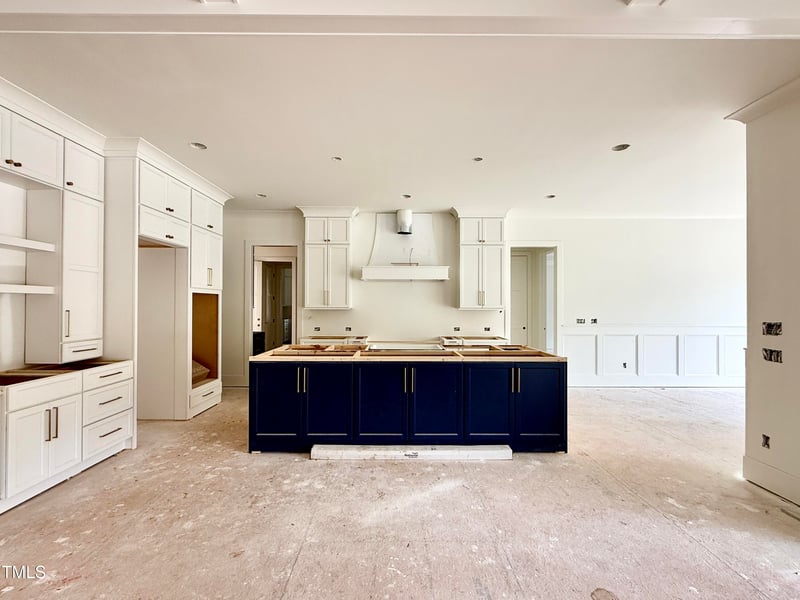 1218 Kingwood Dr, Raleigh, NC 27609