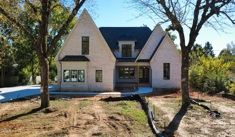 1218 Kingwood Dr, Raleigh, NC 27609