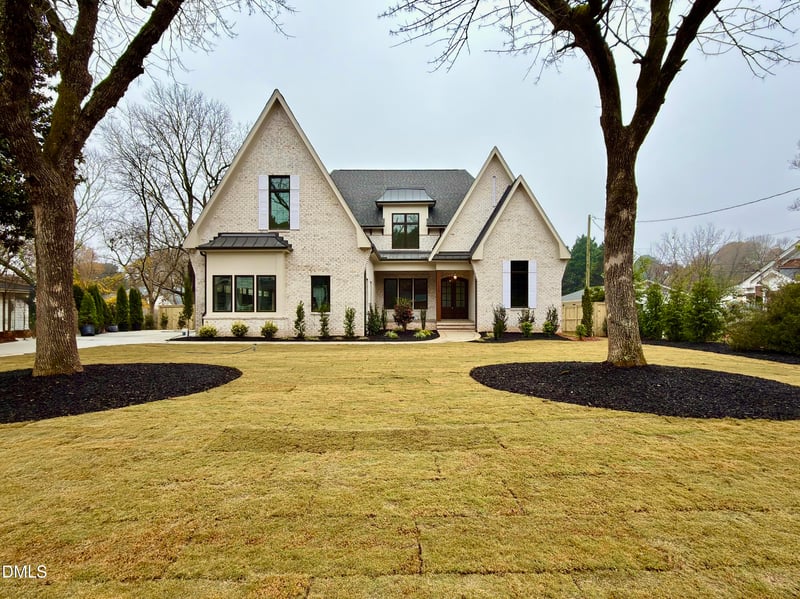 1218 Kingwood Dr, Raleigh, NC 27609