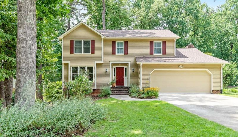 1218 Nottingham Dr, Cary, NC 27511