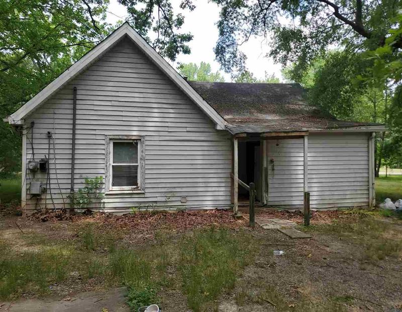1218 Pollard Ave, Burlington, NC 27217
