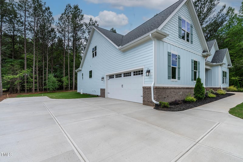 1218 Red Cedar Ct, Youngsville, NC 27596