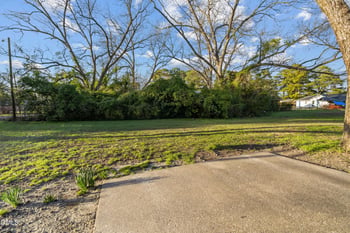 1218 Southwood Dr, Fayetteville, NC 28304