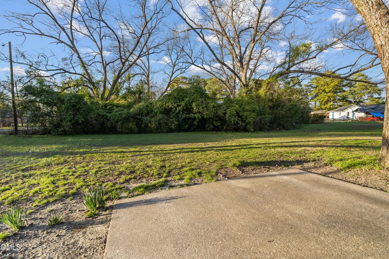 1218 Southwood Dr, Fayetteville, NC 28304