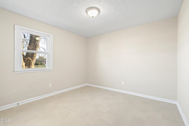1218 Southwood Dr, Fayetteville, NC 28304