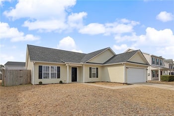 1219 Chimney Swift Dr, Fayetteville, NC 28306