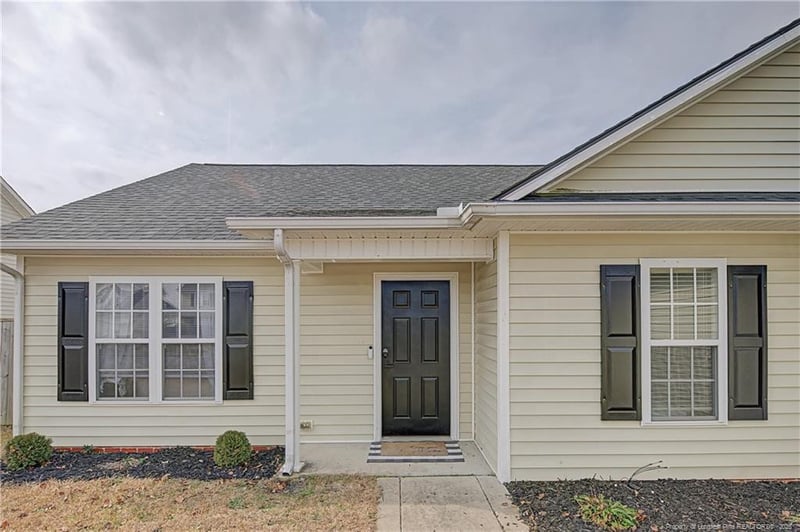 1219 Chimney Swift Dr, Fayetteville, NC 28306