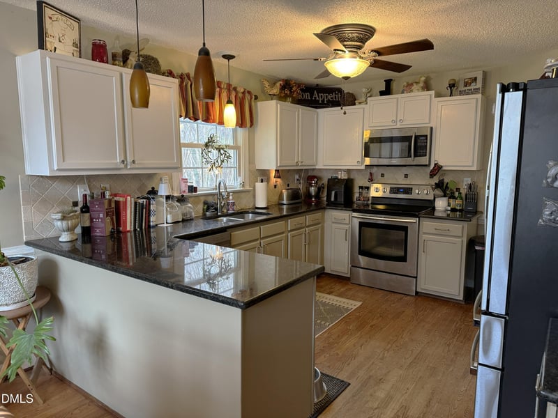 1219 Cranebridge Pl, Chapel Hill, NC 27517