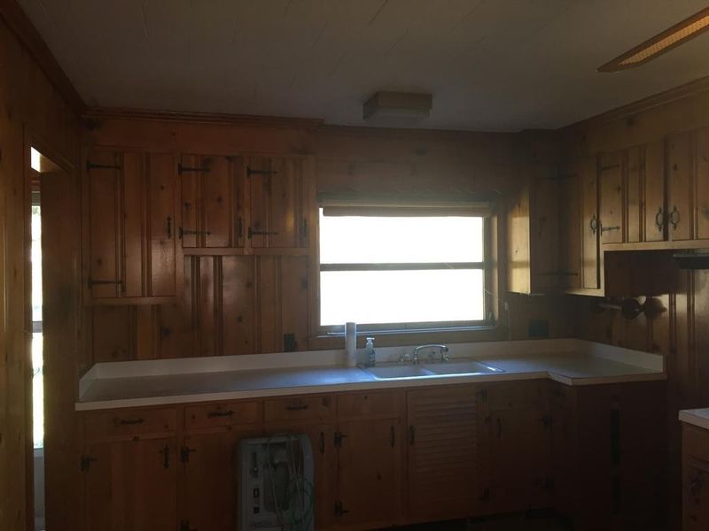 1219 Donovan St, Burlington, NC 27215