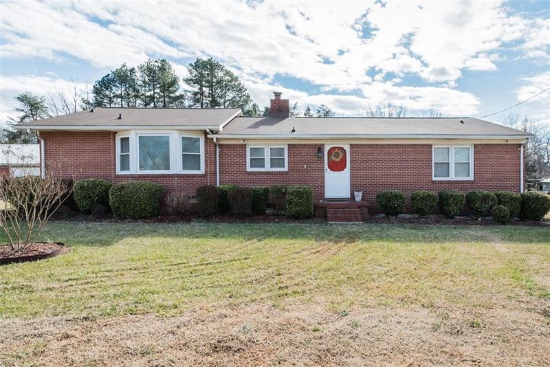 1219 S Fifth St, Mebane, NC 27302