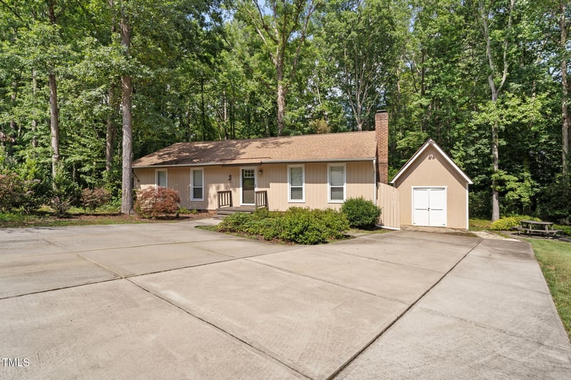 1219 Maybole Ct, Cary, NC 27511