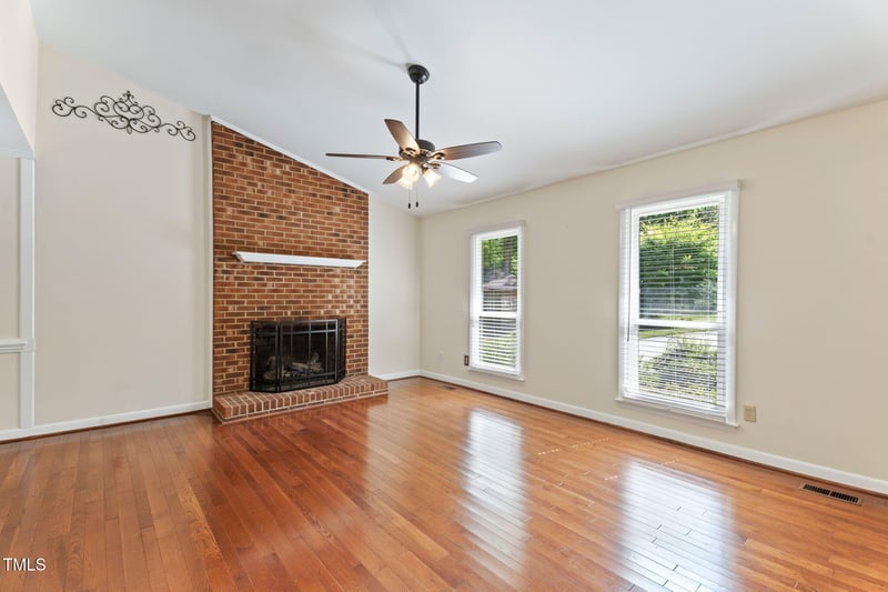 1219 Maybole Ct, Cary, NC 27511