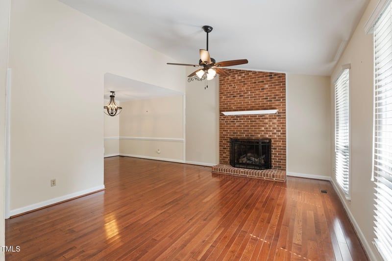 1219 Maybole Ct, Cary, NC 27511