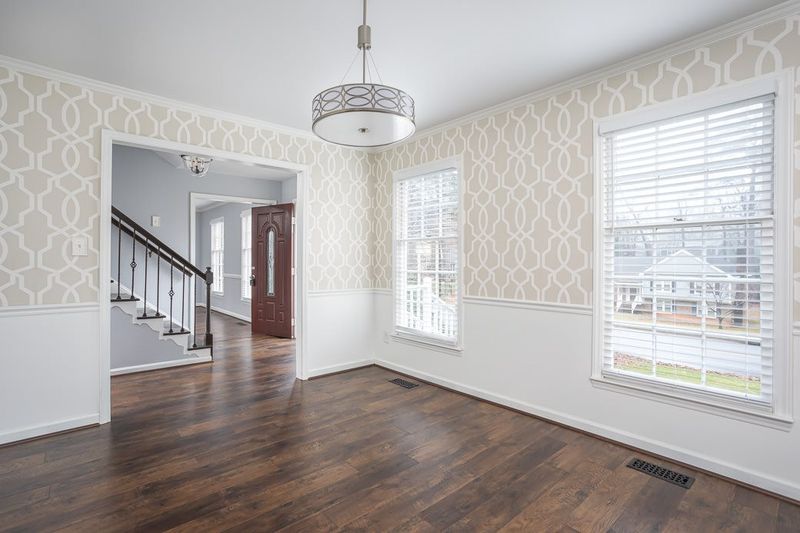 1219 Nottingham Dr, Cary, NC 27511