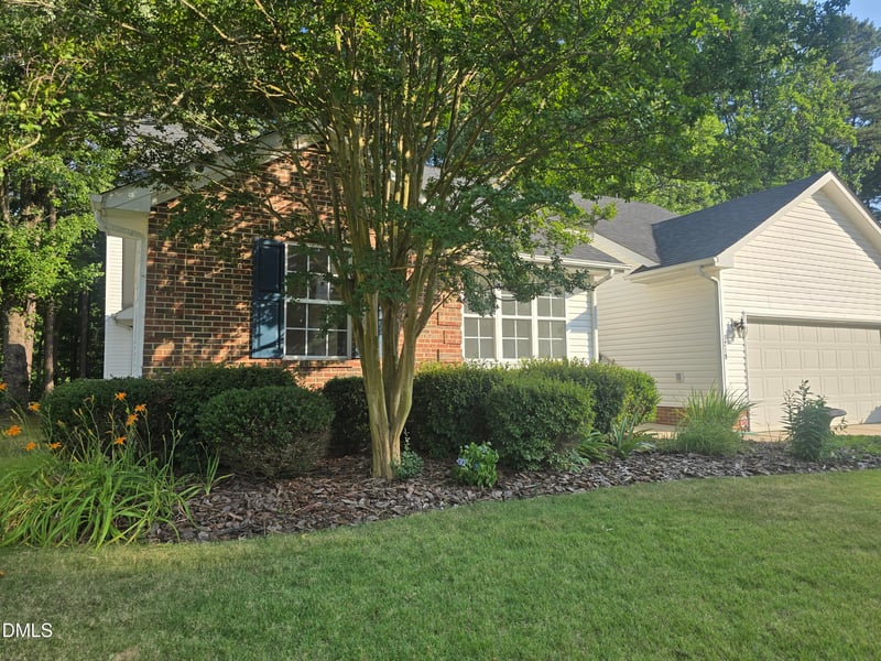 1219 Waterford Green Dr, Apex, NC 27502