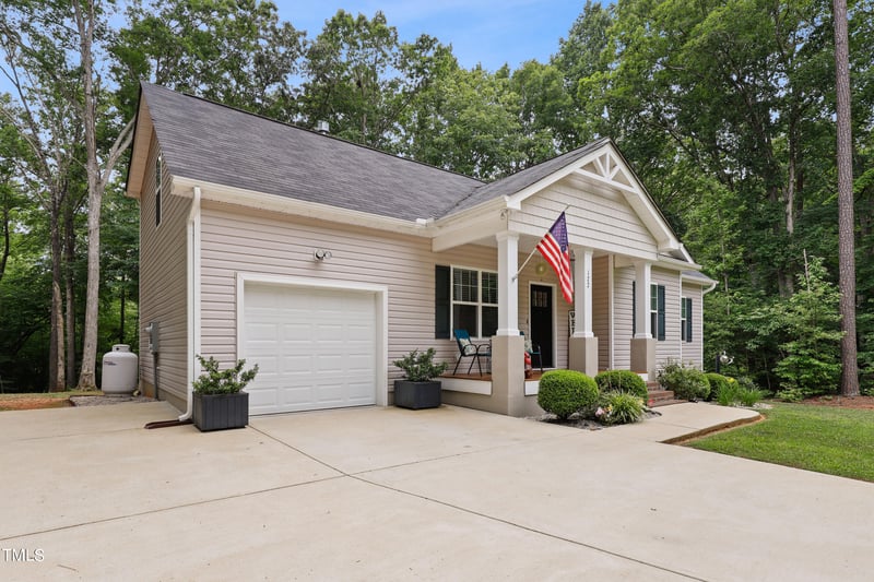 122 Apache Dr, Louisburg, NC 27549
