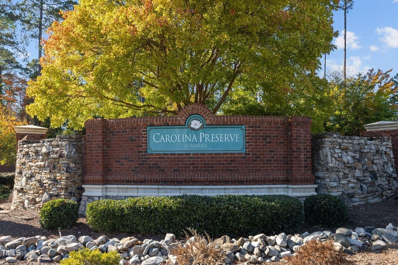122 Arvind Oaks Cir, Cary, NC 27519