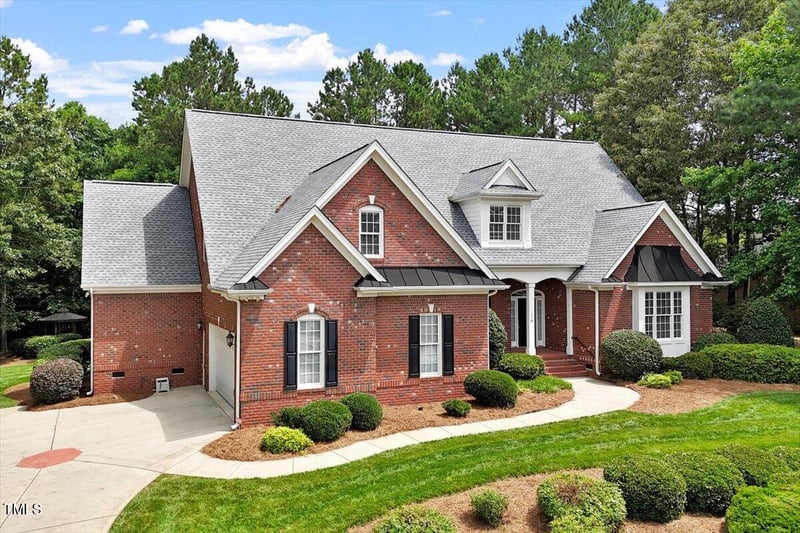 122 Barringer Dr, Garner, NC 27529