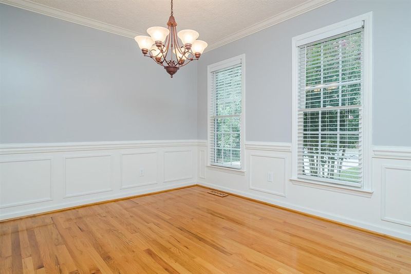 122 Benedum Pl, Cary, NC 27518
