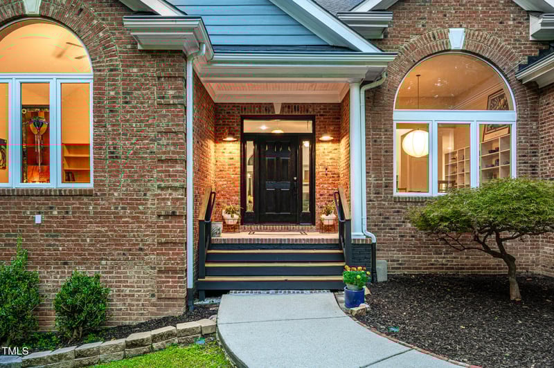 122 Berwick Pl, Hillsborough, NC 27278