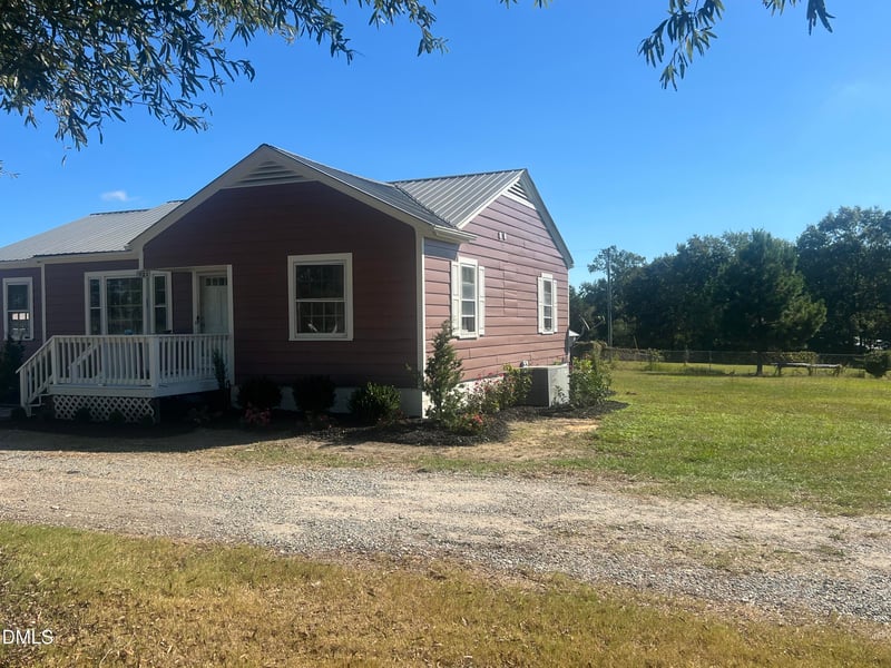 122 Bill Avery Rd, Coats, NC 27521