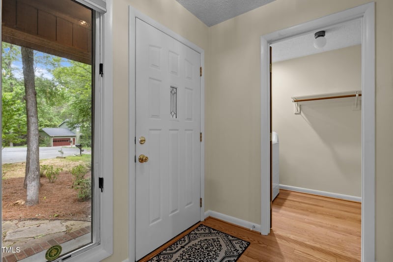 122 Blackcherry Ln, Chapel Hill, NC 27514