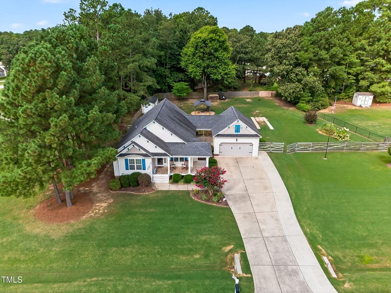 122 Brazil Nut Ln, Smithfield, NC 27577