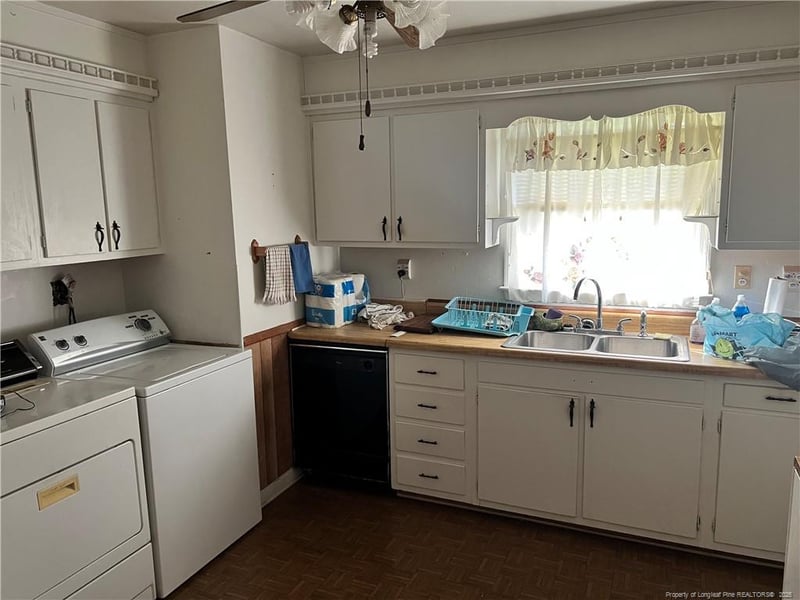 122 Bunker Hill Rd, Fayetteville, NC 28314