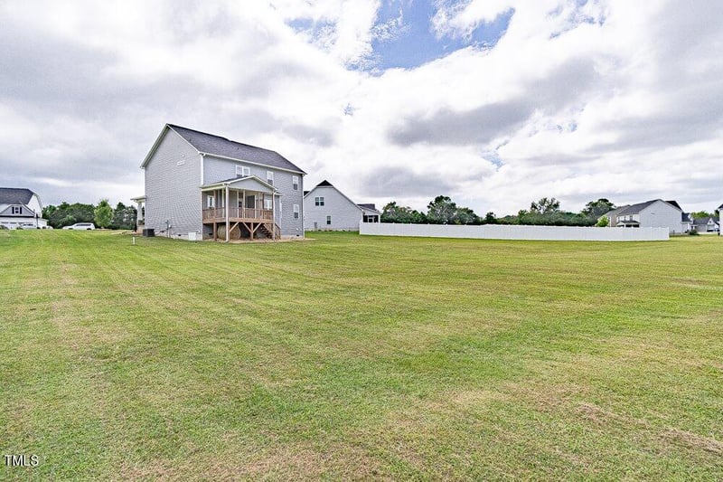 122 Caboose Ln, Clayton, NC 27520