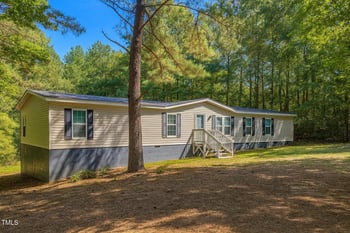 122 Casei Ln, Henderson, NC 27537