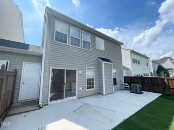122 Chinabrook Ct, Morrisville, NC 27560